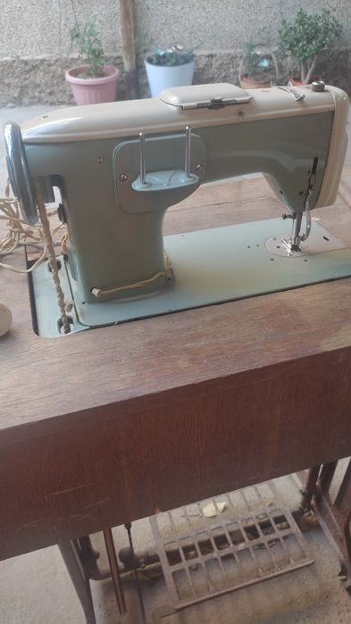 Швейная машинка. Рабочая
