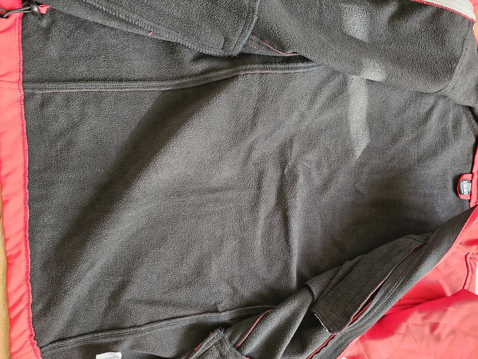 Чисто нови мъжки якета -размер S