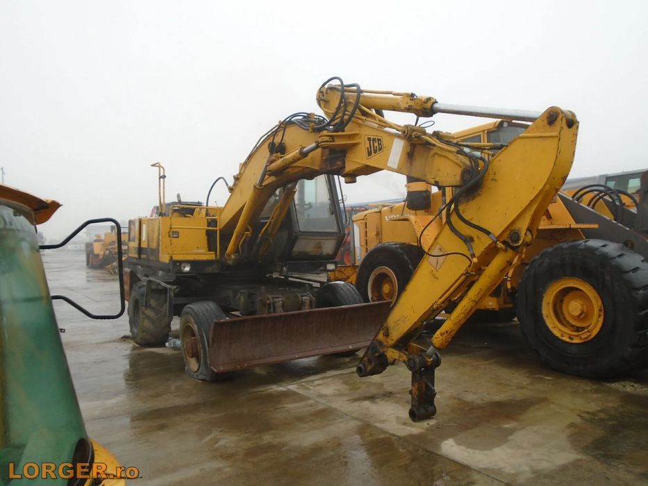 JCB JS130W Dezmembrare excavator pe pneuri JCB JS130 W din 1999, pentru piese