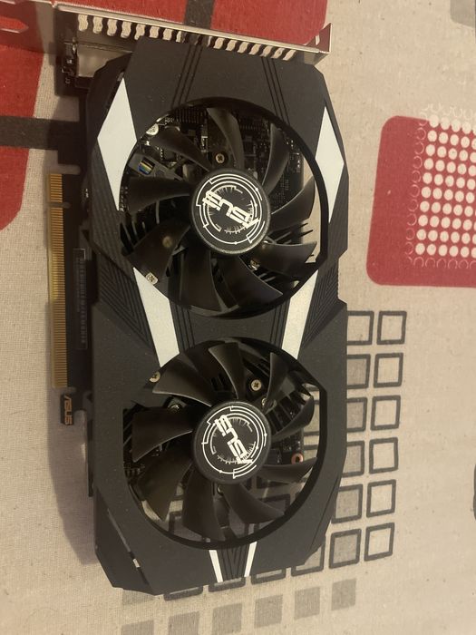 Gtx 1650 asus OC edition 4gb curata fara praf,functionare perfecta