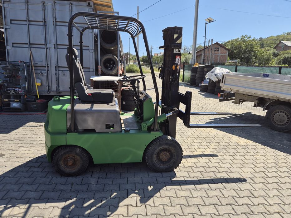 Motostivuitor stivuitor Mitsubishi 1.5 T motor benzina