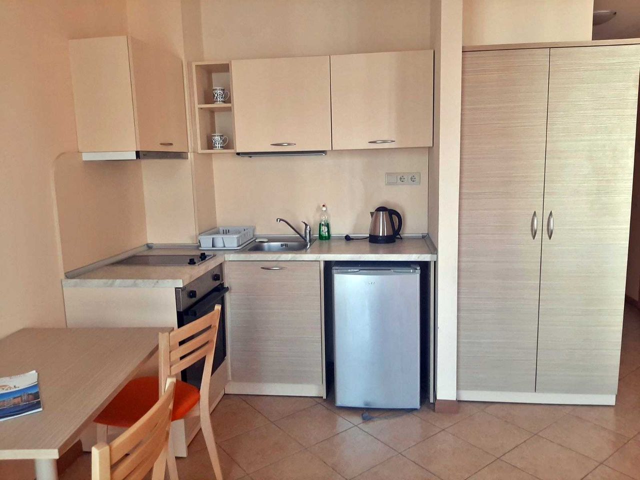 Продава се Едностаен апартамент в к.к. Слънчев бряг - 43 кв.м за 1070 €/кв.м - Снимка #2