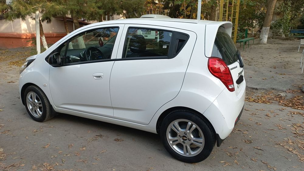 Продаётся автомобиль Spark 2 позиция