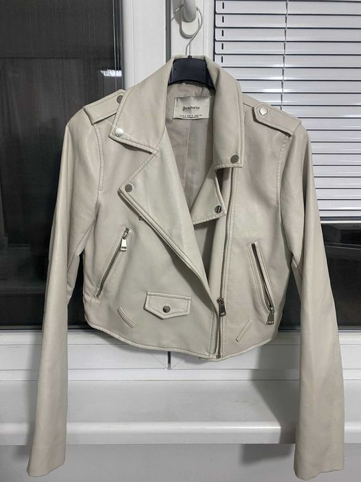 Светло кожено яке Stradivarius