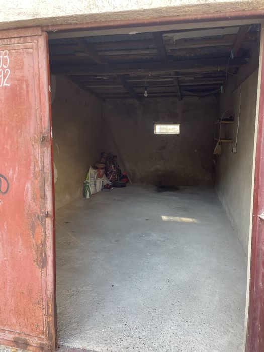 Vand Garaj 20 Mp Situat Pe Calea Nationala