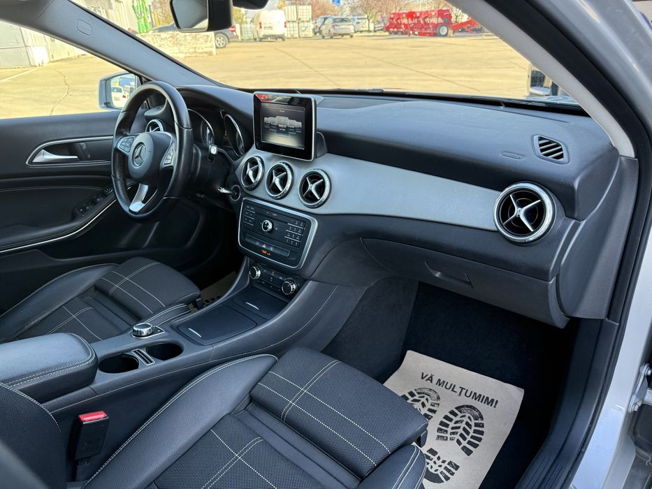 Mercedes GLA 200d 136 Cp 2016 Euro 6 | Camera | Garantie | Finantare |
