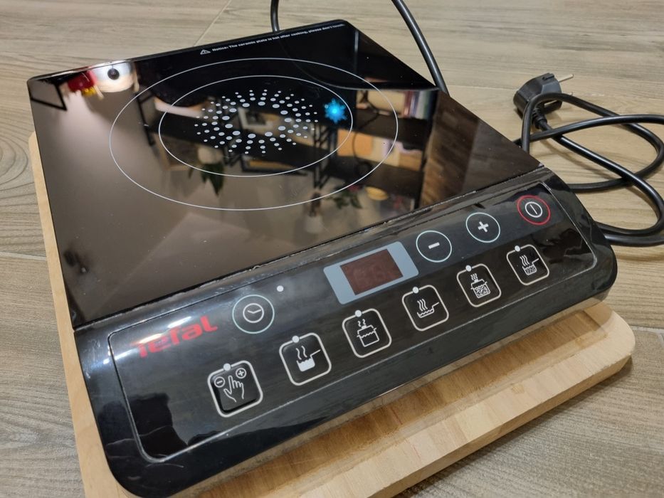 Индукционен котлон Tefal