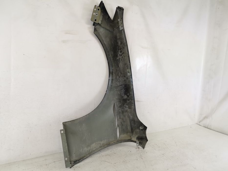 Дясно предно крило / Maserati Ghibli 3 [ , , , , , ] Оригинално