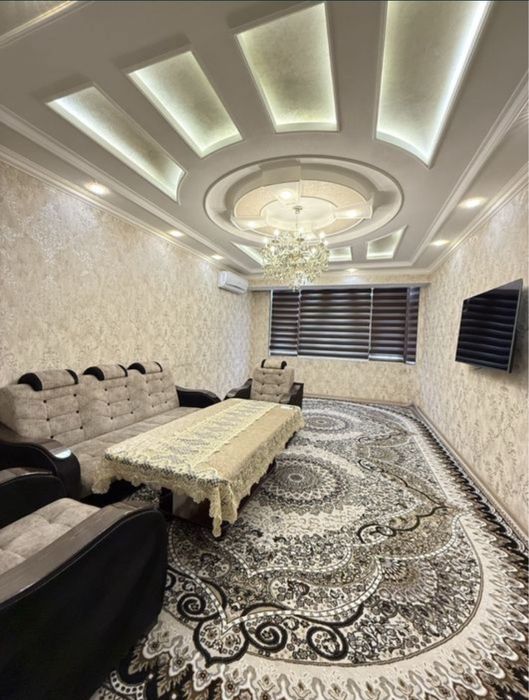 Sdayotsya kvartira v arendu Or: Manresso restoran