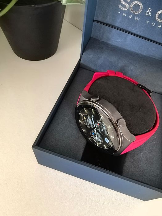SmartWatch Huawei GT2 Pro Impecabil + Încărcător Original