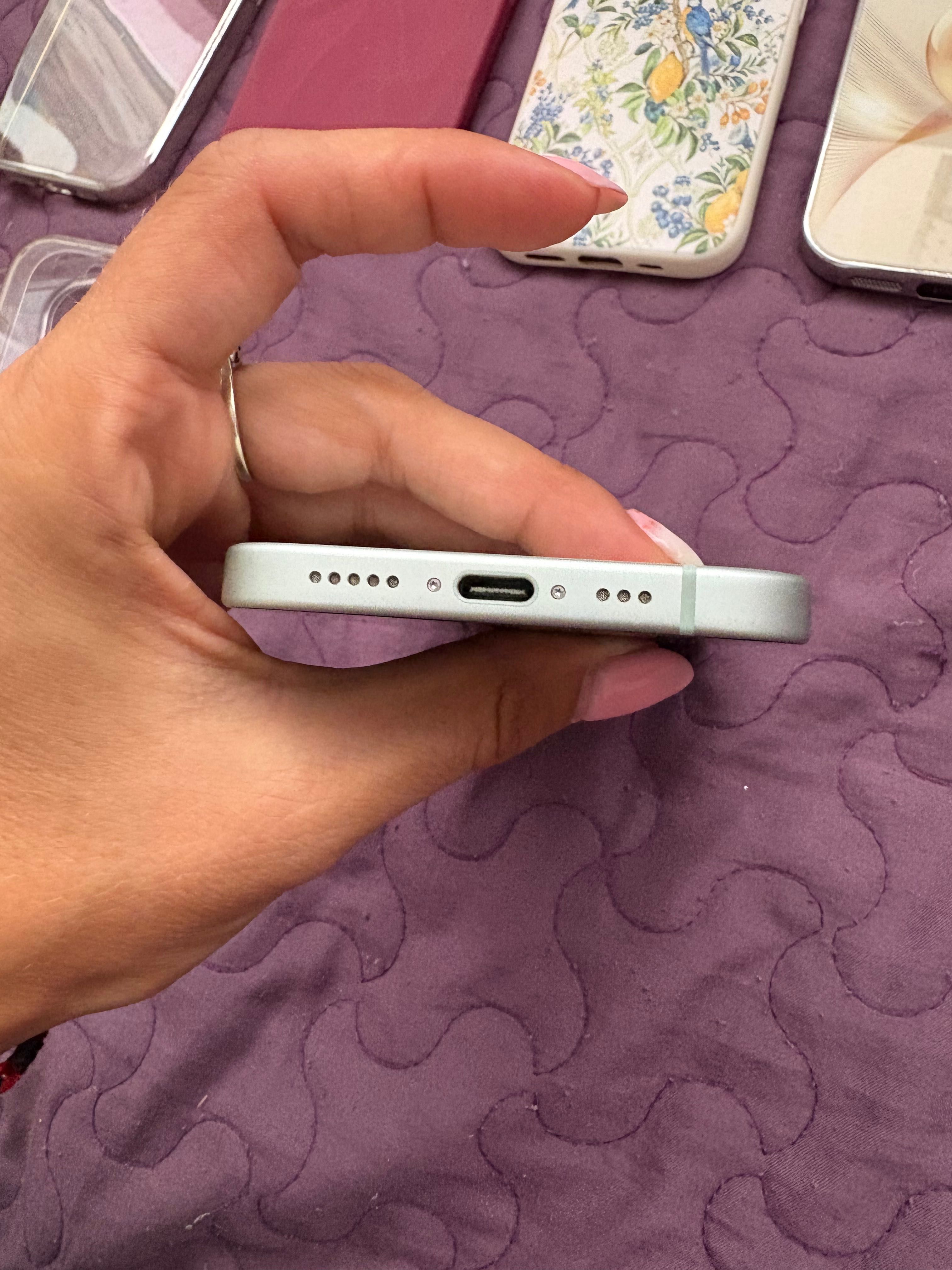 iPhone 15 отлично състояние