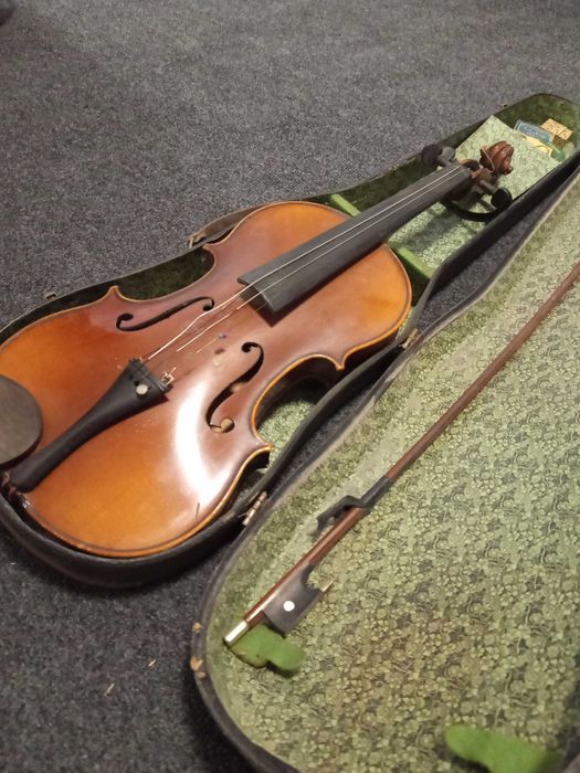 Цигулка Немска от 1882Година