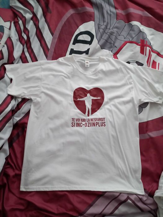 Două tricouri albe pentru rapidiști marime XXL . nepurtate