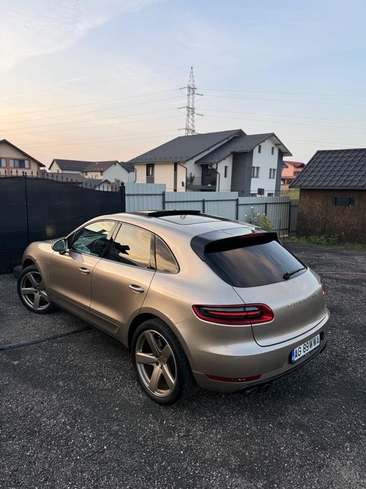 Porsche Macan S Exclusive / Panoramic / Chrono / PDK / PASM /