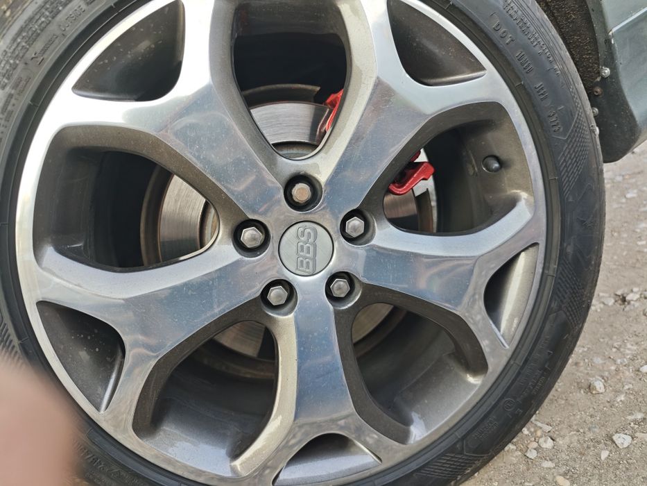 Джанти с гуми  18" 5х108 ет55