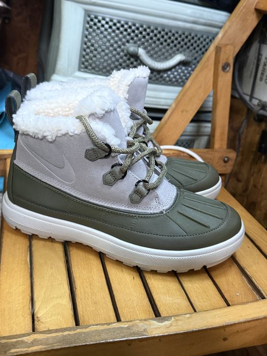 Дамси зимни боти