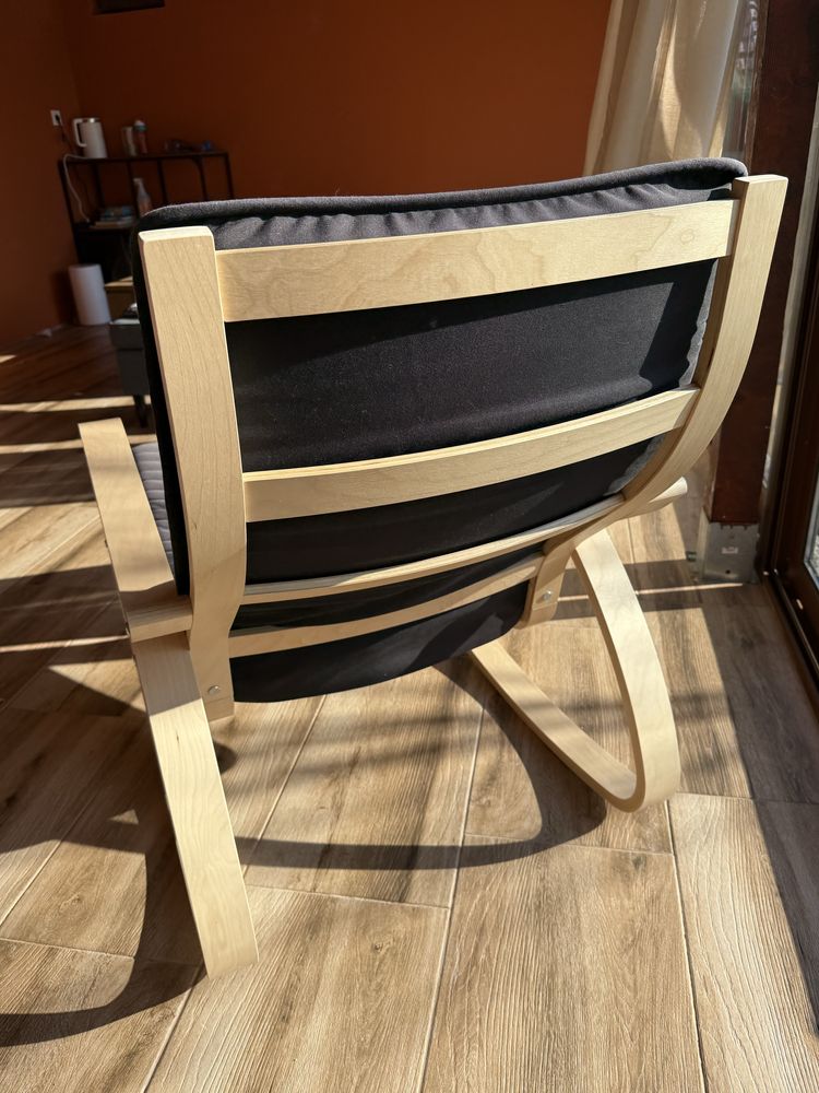 Ikea POÄNG люлеещ се стол