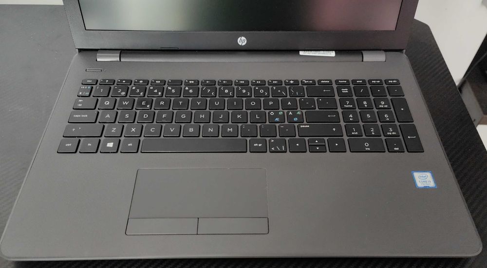 Laptop HP G6 Intel® i3-7020,ecran HD 15.6 inch,baterie noua tine 9 ore