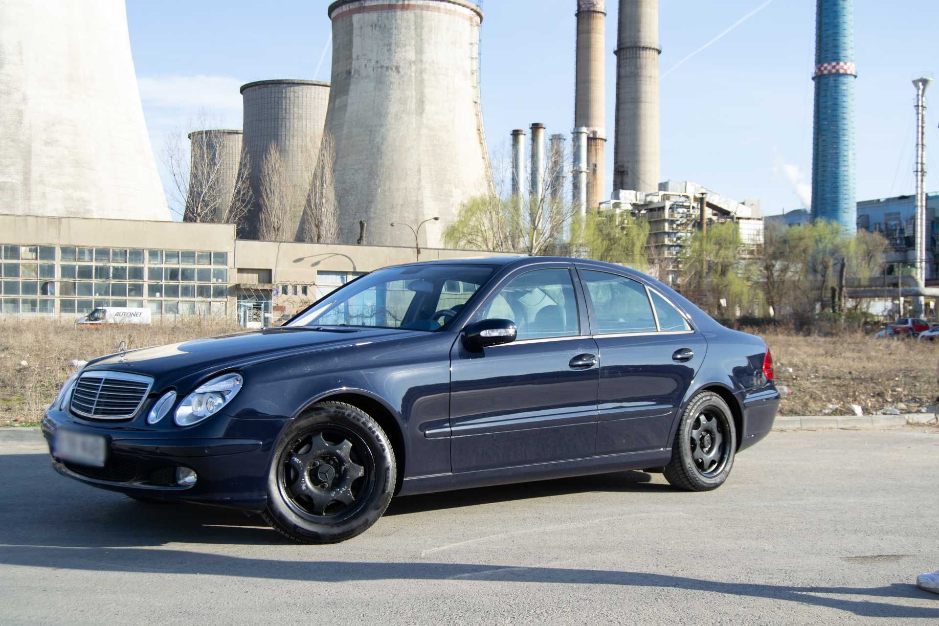 Mercedes E-Class W211