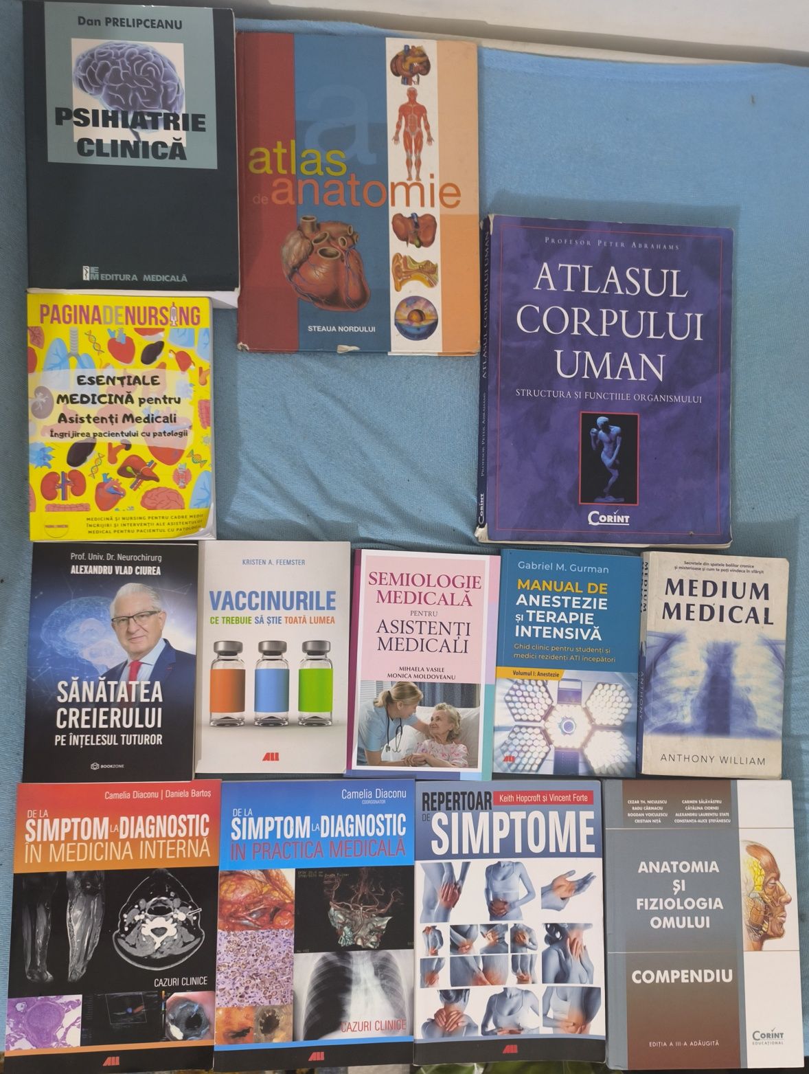Vând 13 Cărți de Medicină
