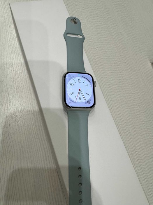 Apple Watch Series 8 45mm + Cellular