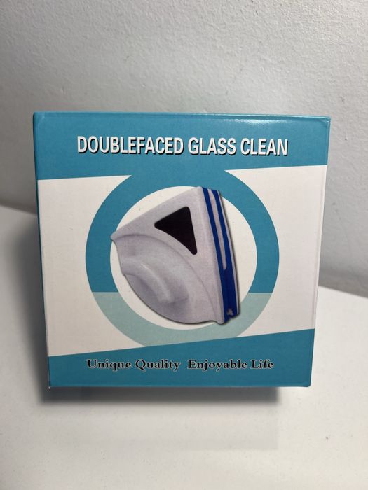 Уред за двустранно почистване на прозорци