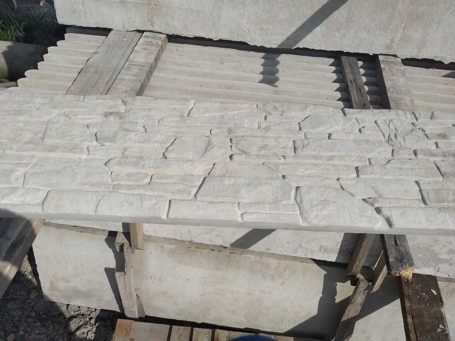 Placi Beton Gard- Bistrita