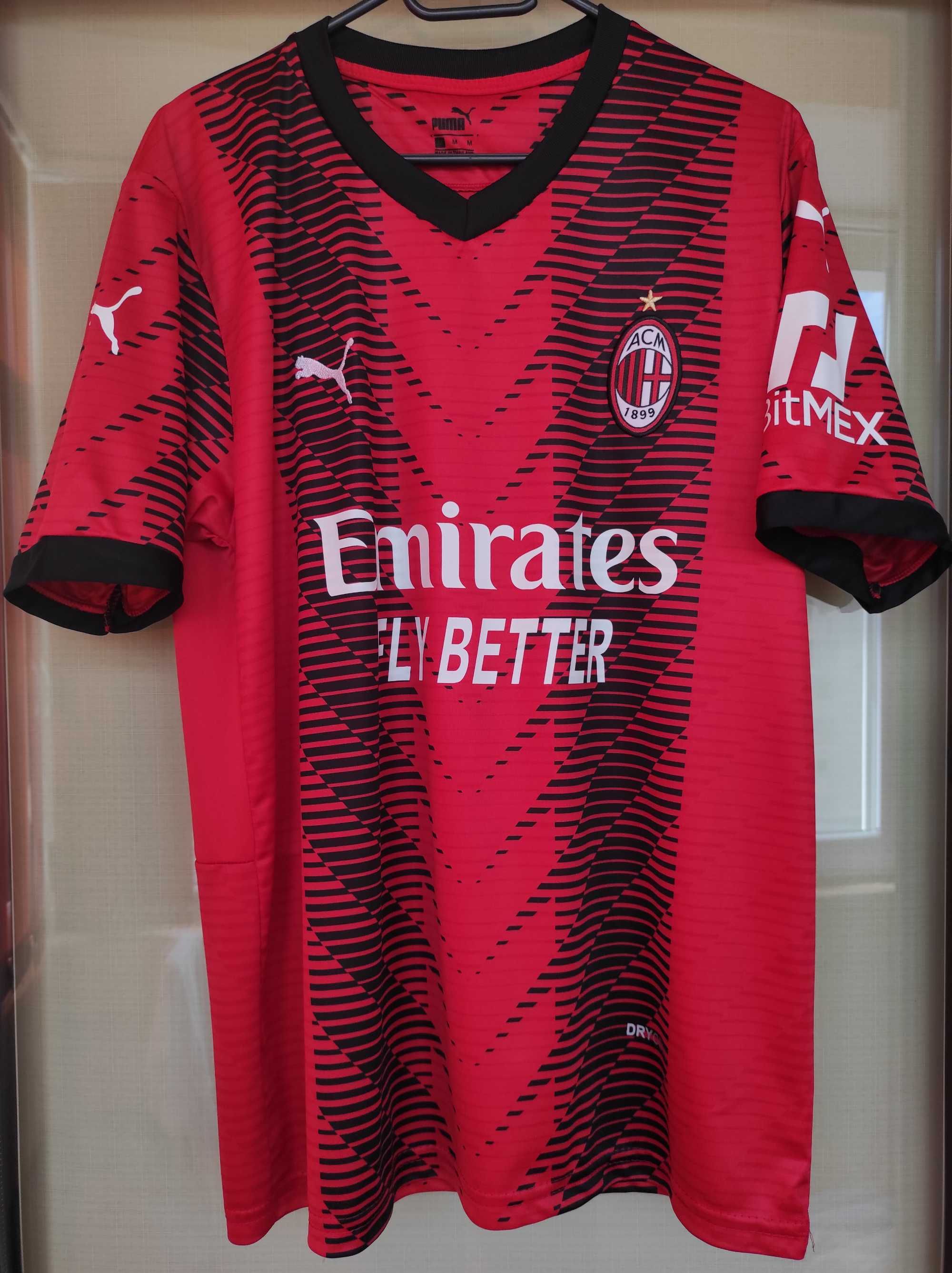 Tricou Milan fotbal