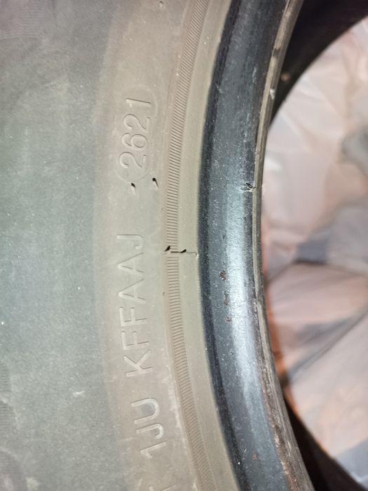 Зимни гуми 215/55/17 GOODRIDE,спешно