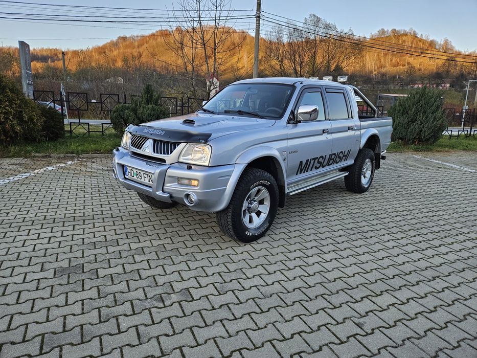 Vand Mitsubishi L200 cu anul de fabricatie 2006