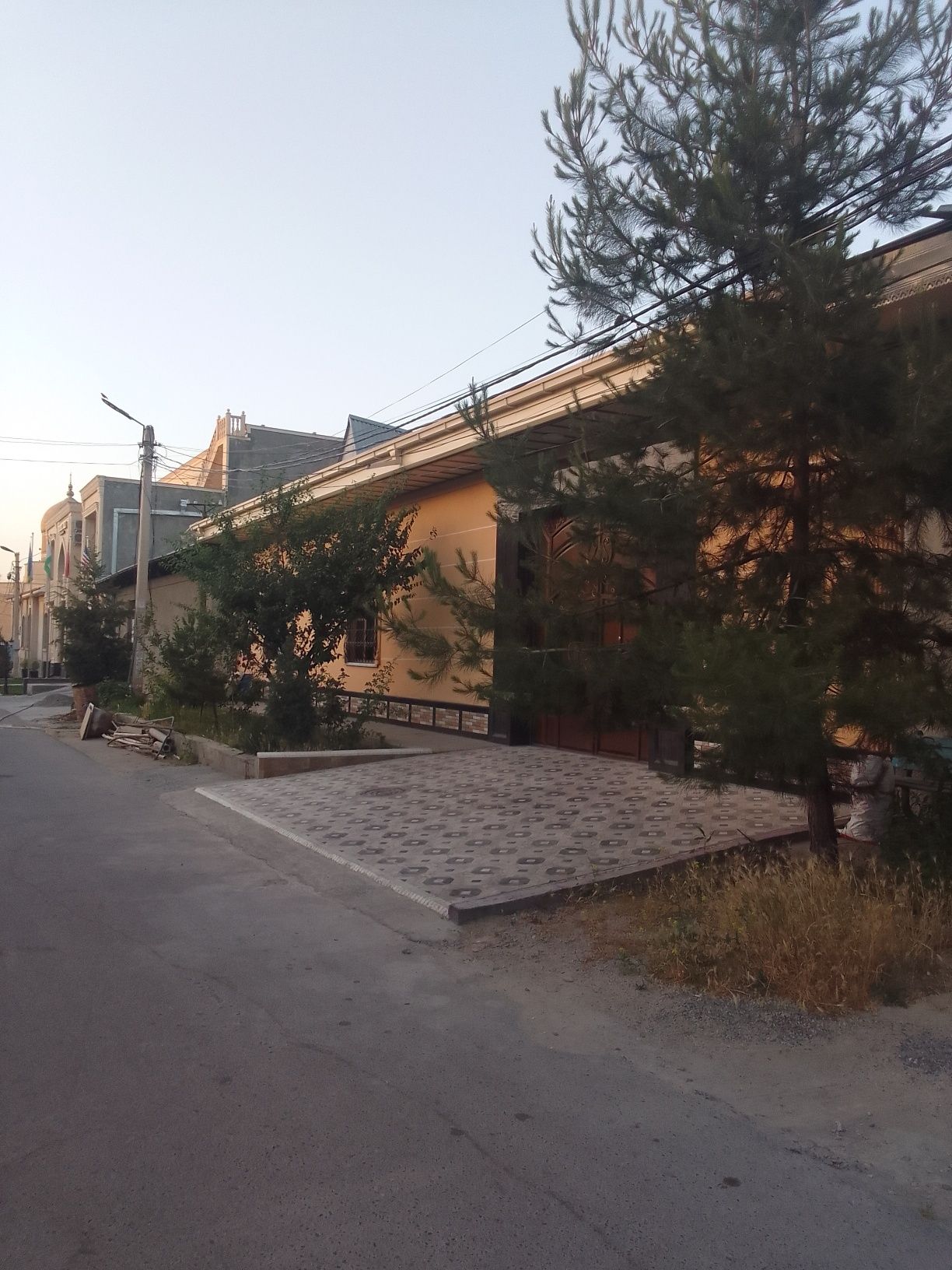 Xavli namozgoh Machit oldidan surochna sotiladi