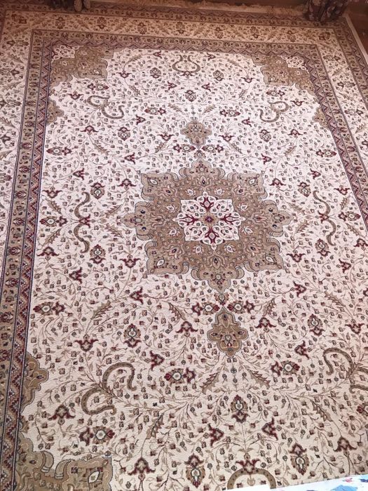 Ковер 3х4 м в хорошем состоянии