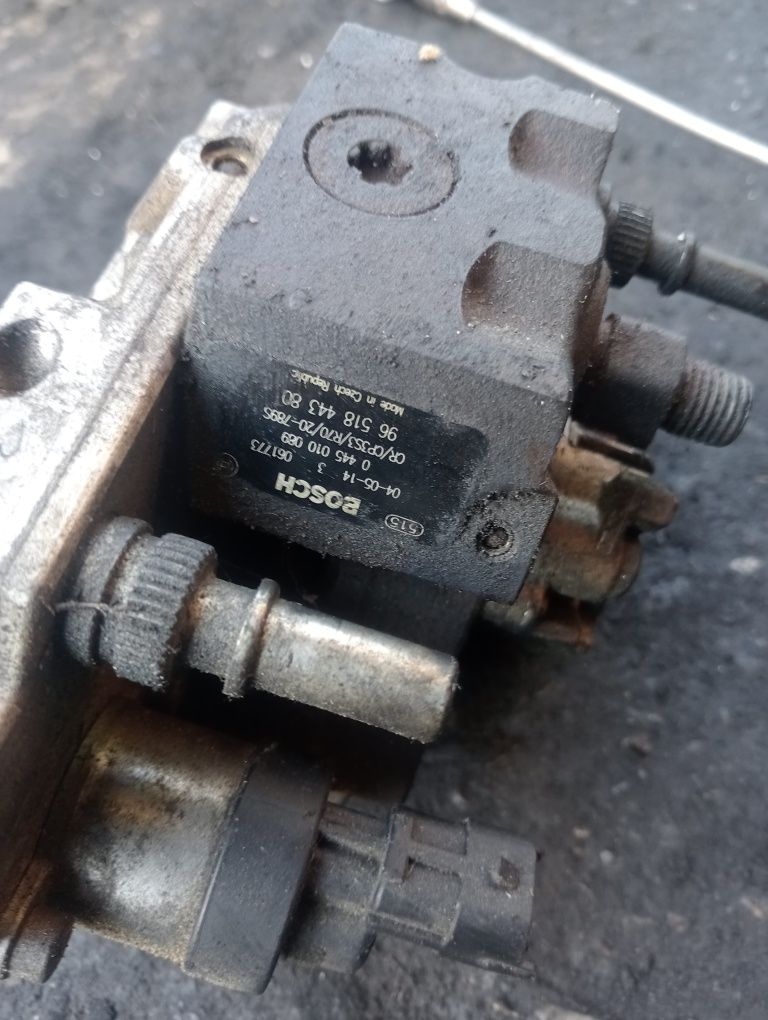 Pompa înaltă presiune injecție Ford focus 2 1.6 tdci