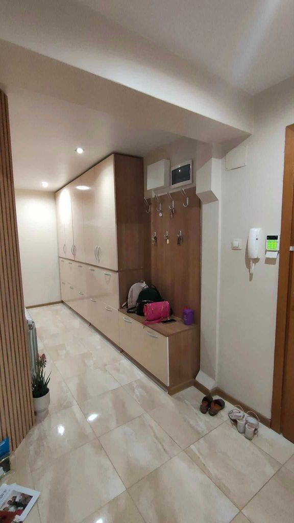 Продава се Многостаен апартамент в Видин, Крум Бъчваров - 140 кв.м за 1050 €/кв.м - Снимка #4