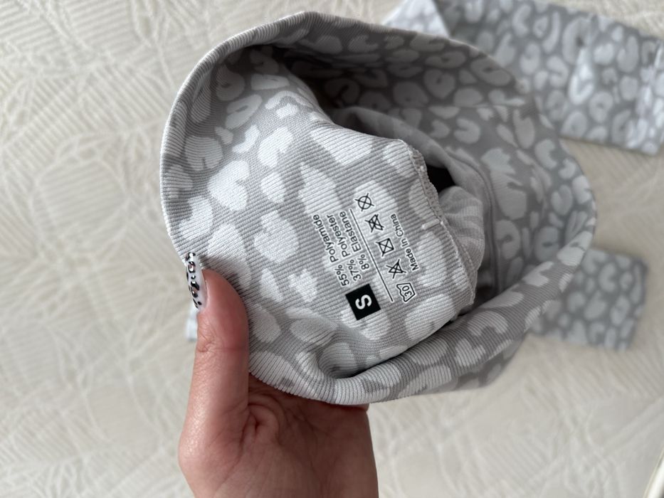 Запазени дрехи от 5 лв