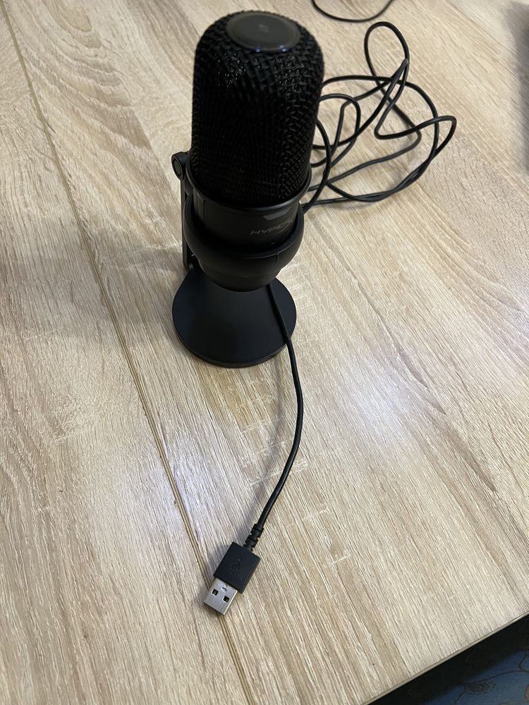 Микрофон HyperX Solocast