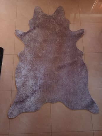 Ефектно килимче и пътечки за под - ръчно тъкани.