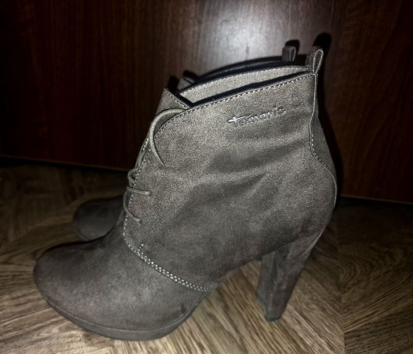Pantofi piele intoarsa