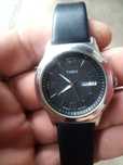 Vind ceas Timex Quartz  250 lei.