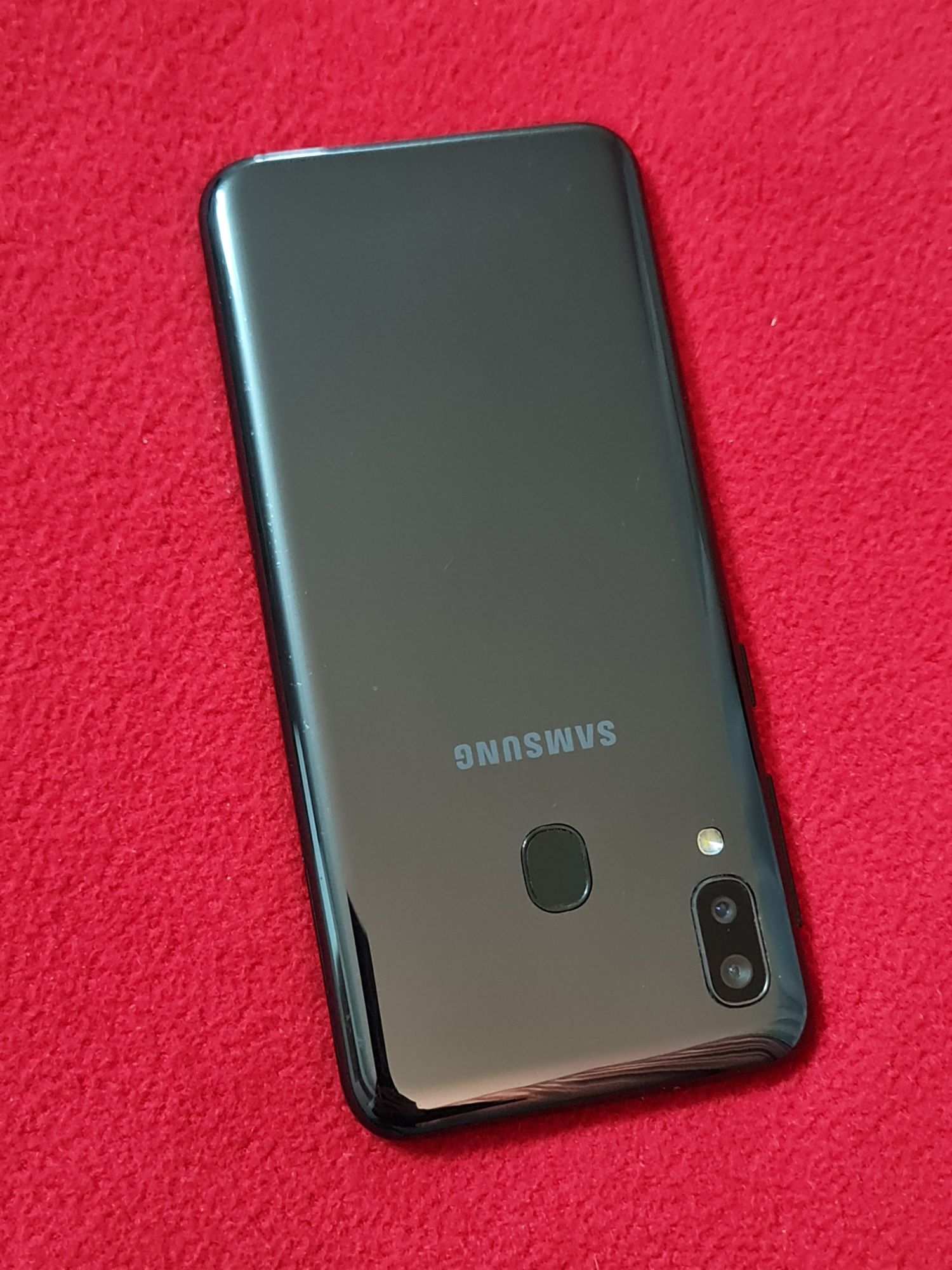 Samsung Galaxy A20e Black 32Gb, Liber de rețea, Impecabil.