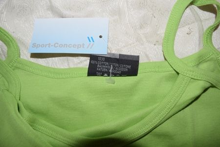 Pantaloni lejeri trei sfert si maieu sport dama