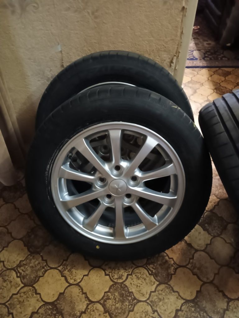 Джанти Mitsubishi 16