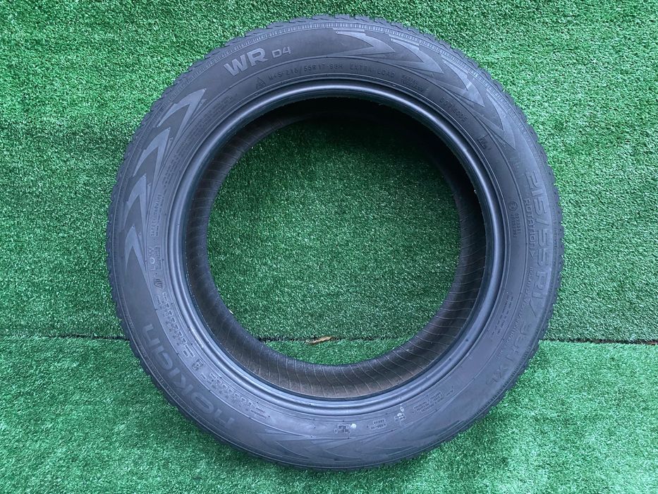 Set 4 anvelope iarna Nokian WR d4  215 55 R17  98 HXL Dot 3418