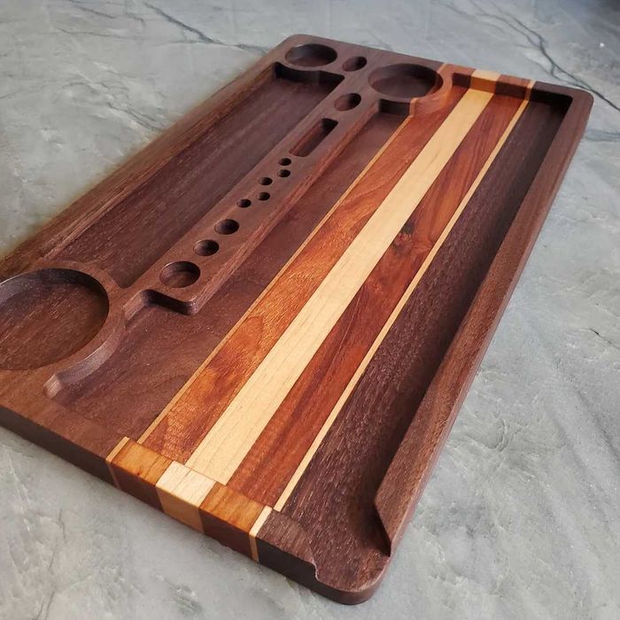 Луксозна дървена дъска за сервиране– ръчна изработка от три вида дърво