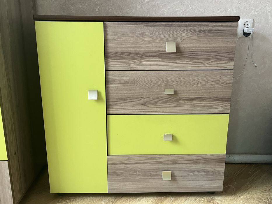 продам детскую спальню