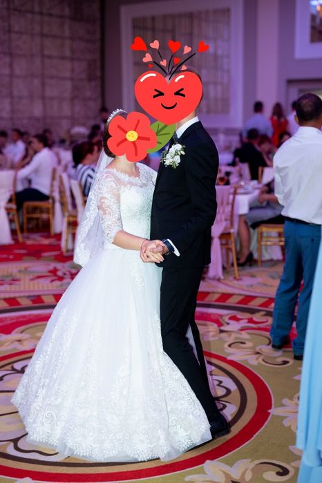 Vând Rochie De Mireasă