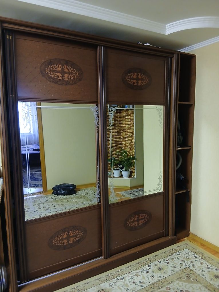 Продам прихожный