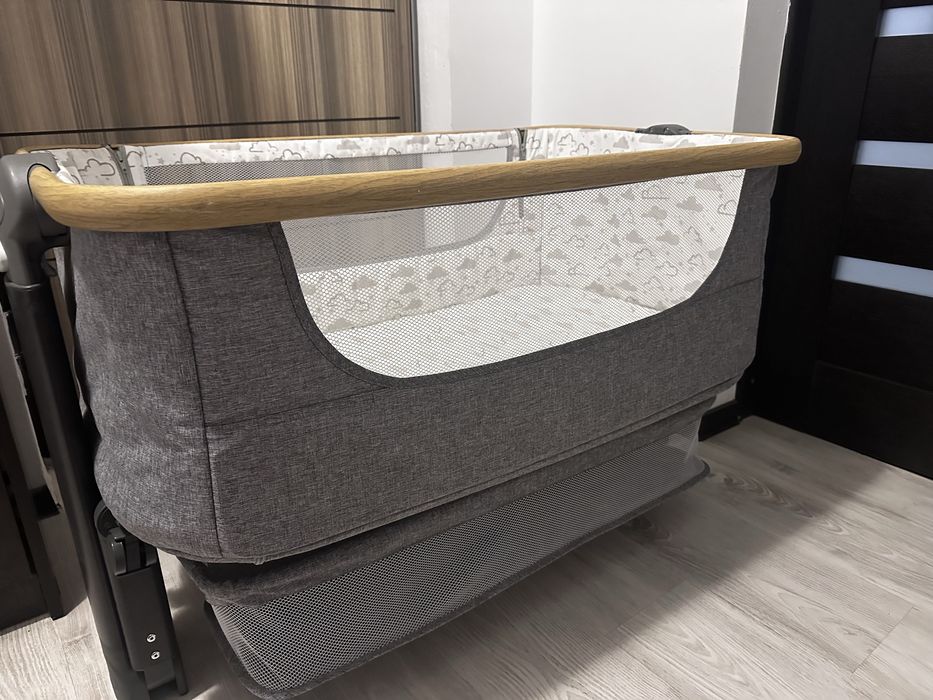 Pat bebeluș NOU-NOUȚ