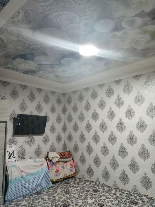 Умид стадион кучасини охирида жойлашган. 3 сотих .