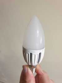 Лед крушка тип свещ E14